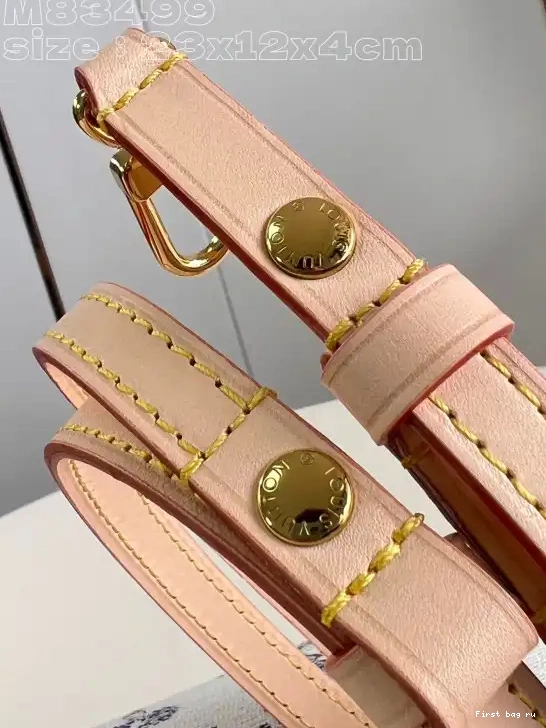 First bag ru LOUIS VUITTON on Wallet Chain Ivy-23.5*12*4.3cm 0630